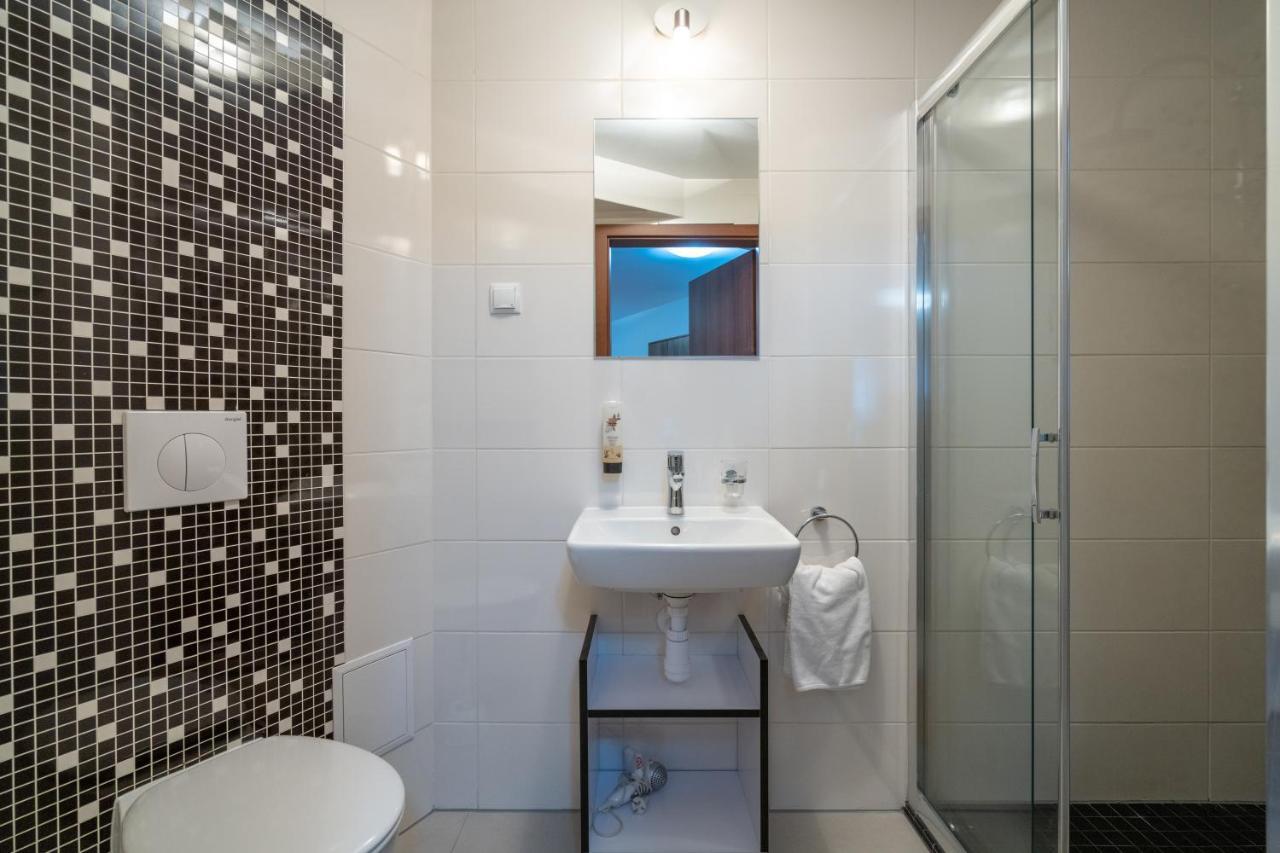 Apartamenty Trzy Sosny Okrzei 1C シクラルスカ・ポレンバ エクステリア 写真