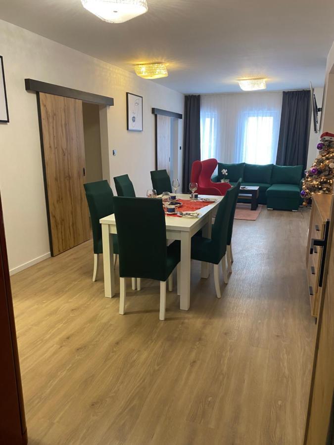 Apartamenty Trzy Sosny Okrzei 1C シクラルスカ・ポレンバ エクステリア 写真