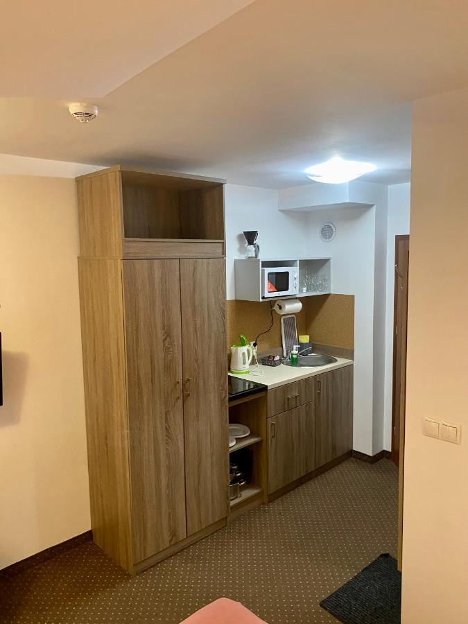 Apartamenty Trzy Sosny Okrzei 1C シクラルスカ・ポレンバ エクステリア 写真